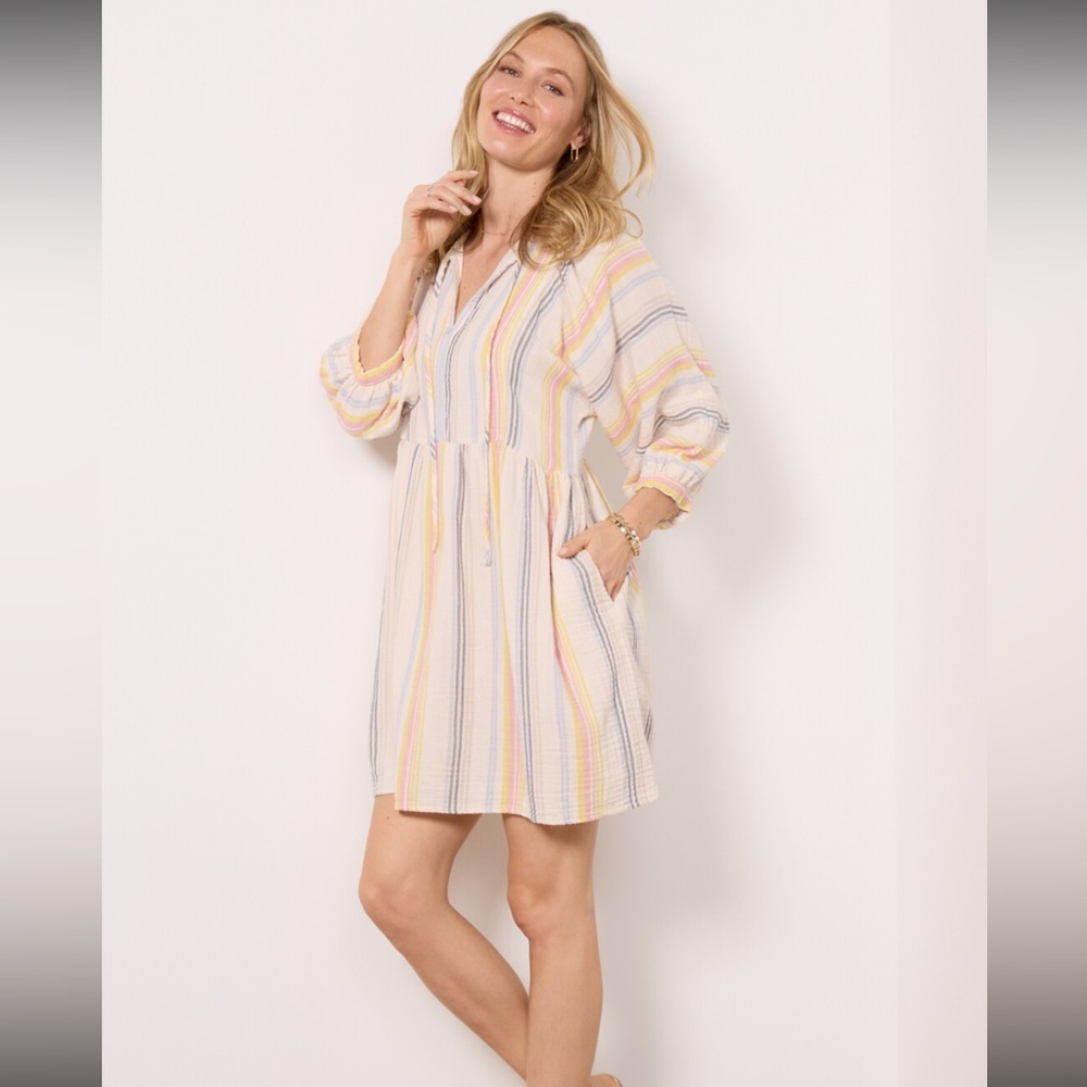 SUNDRY Blouson Sleeve Dress